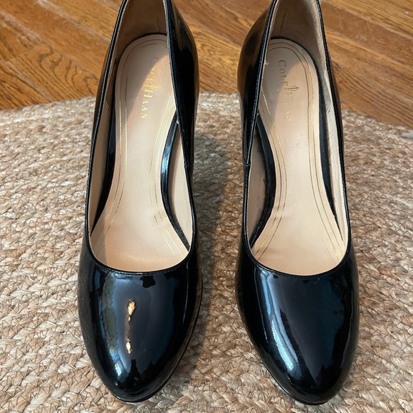 Cole Haan patent leather Nike sole. Size 8B - Picture 2 of 6
